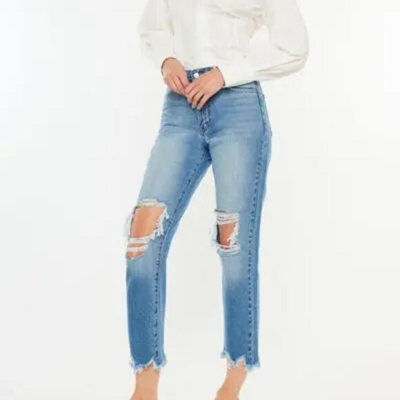 Kancan Distressed Frayed Hem Cropped Jeans - Picture 3 of 3